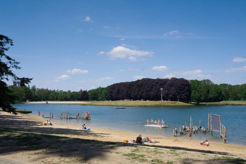 Landschap op de route Let's go swimming
